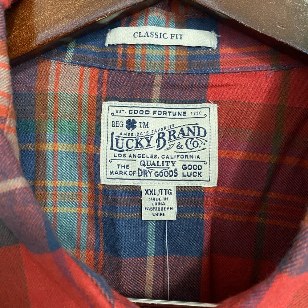 Shirt - Picture 3 of 4